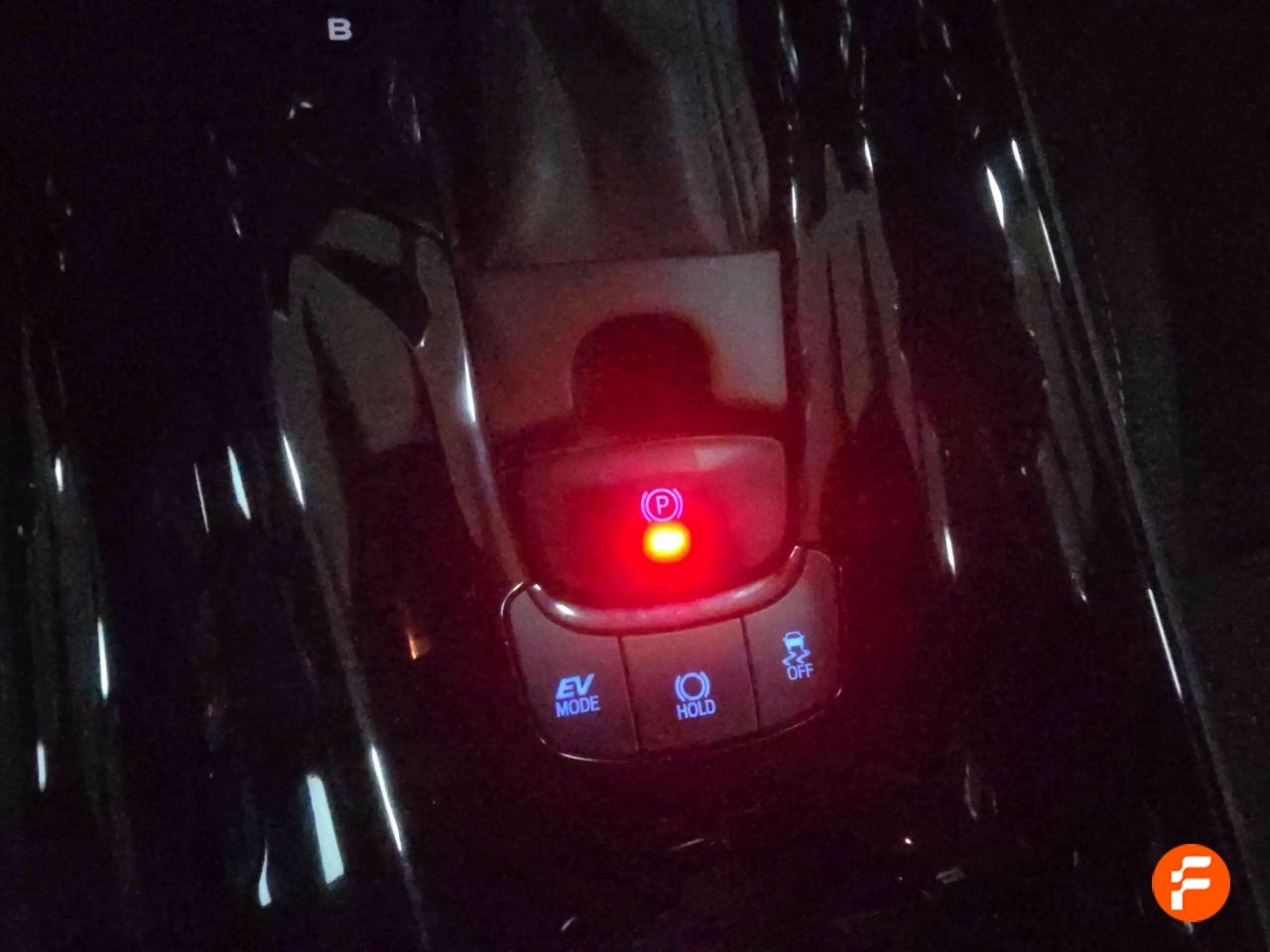 Foto Toyota C-HR 24