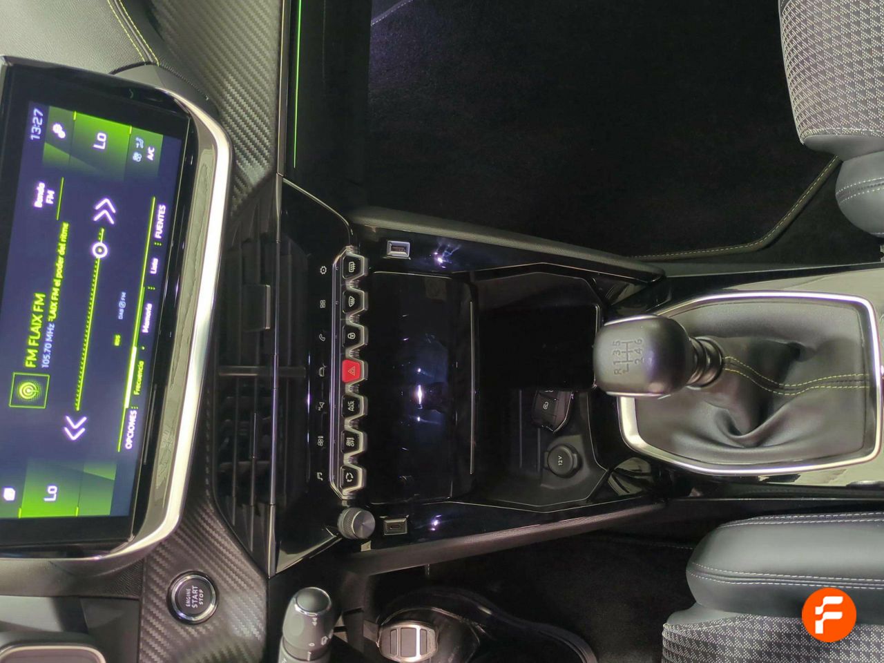 Foto Peugeot 208 21