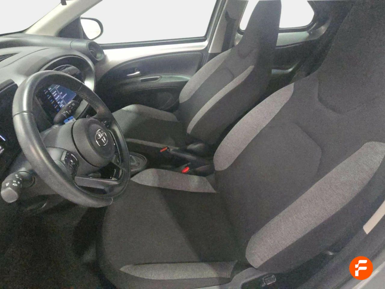Foto Toyota Aygo 15