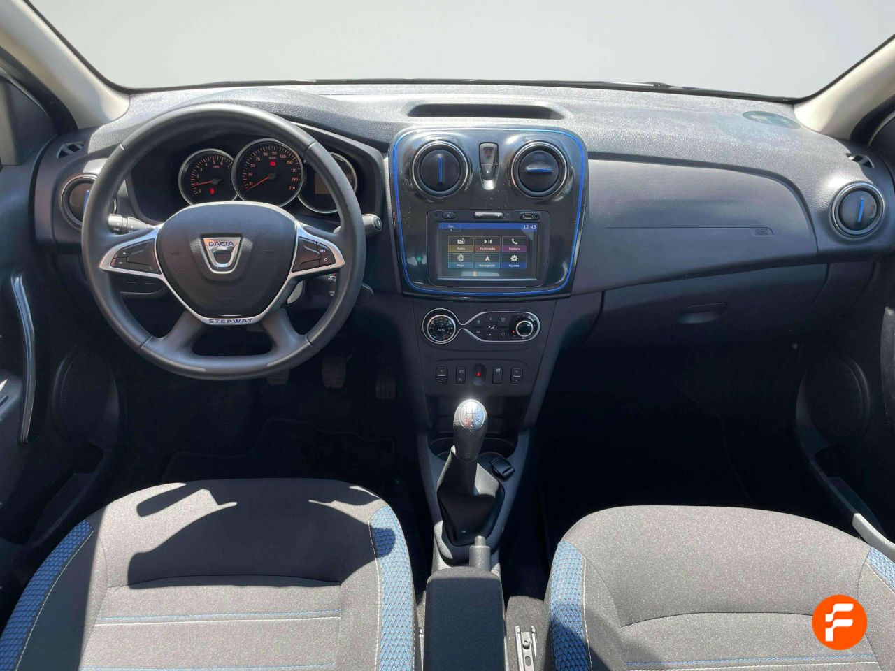 Foto Dacia Sandero 10