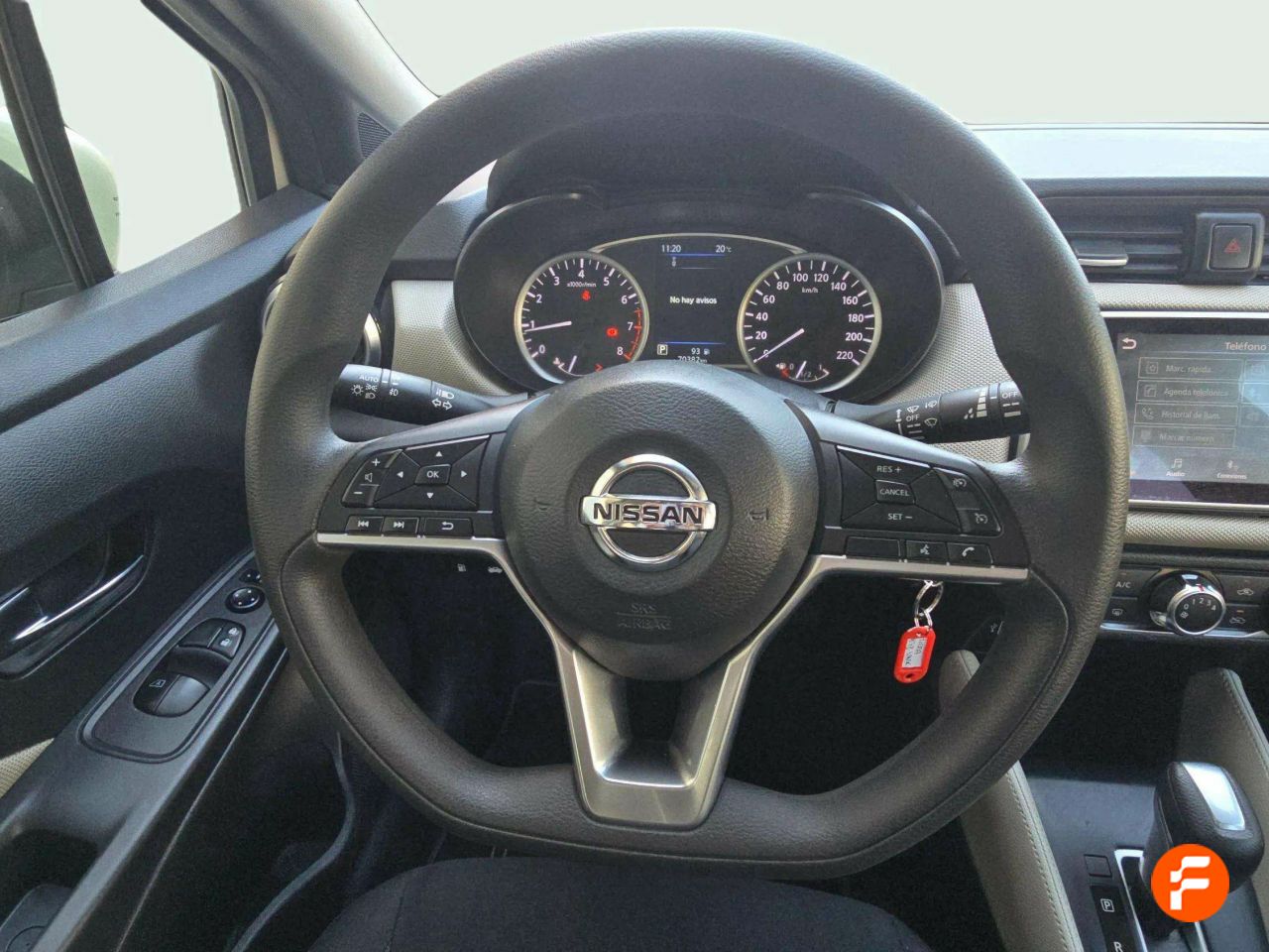 Foto Nissan Micra 12