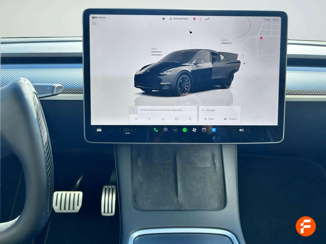 Foto Tesla Model Y 11
