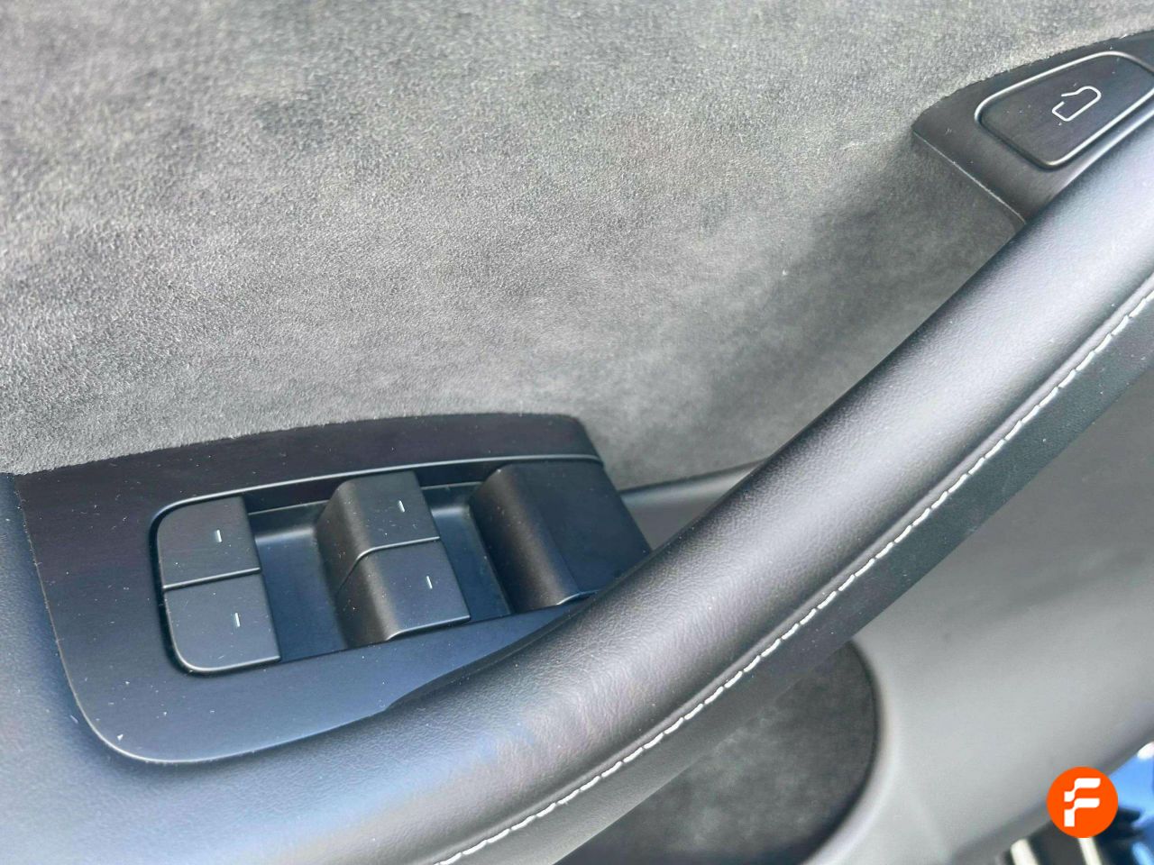 Foto Tesla Model Y 20