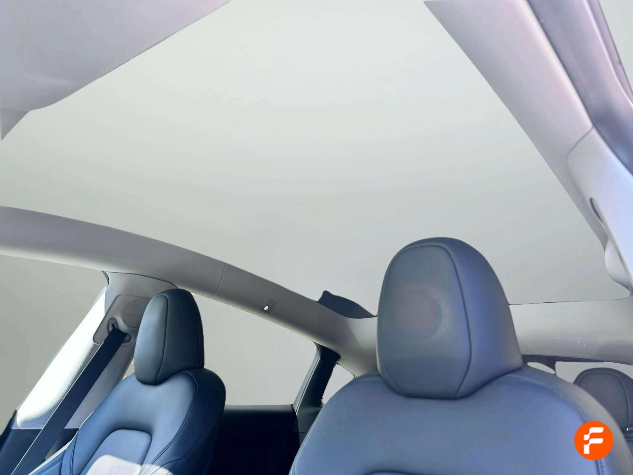 Foto Tesla Model Y 22