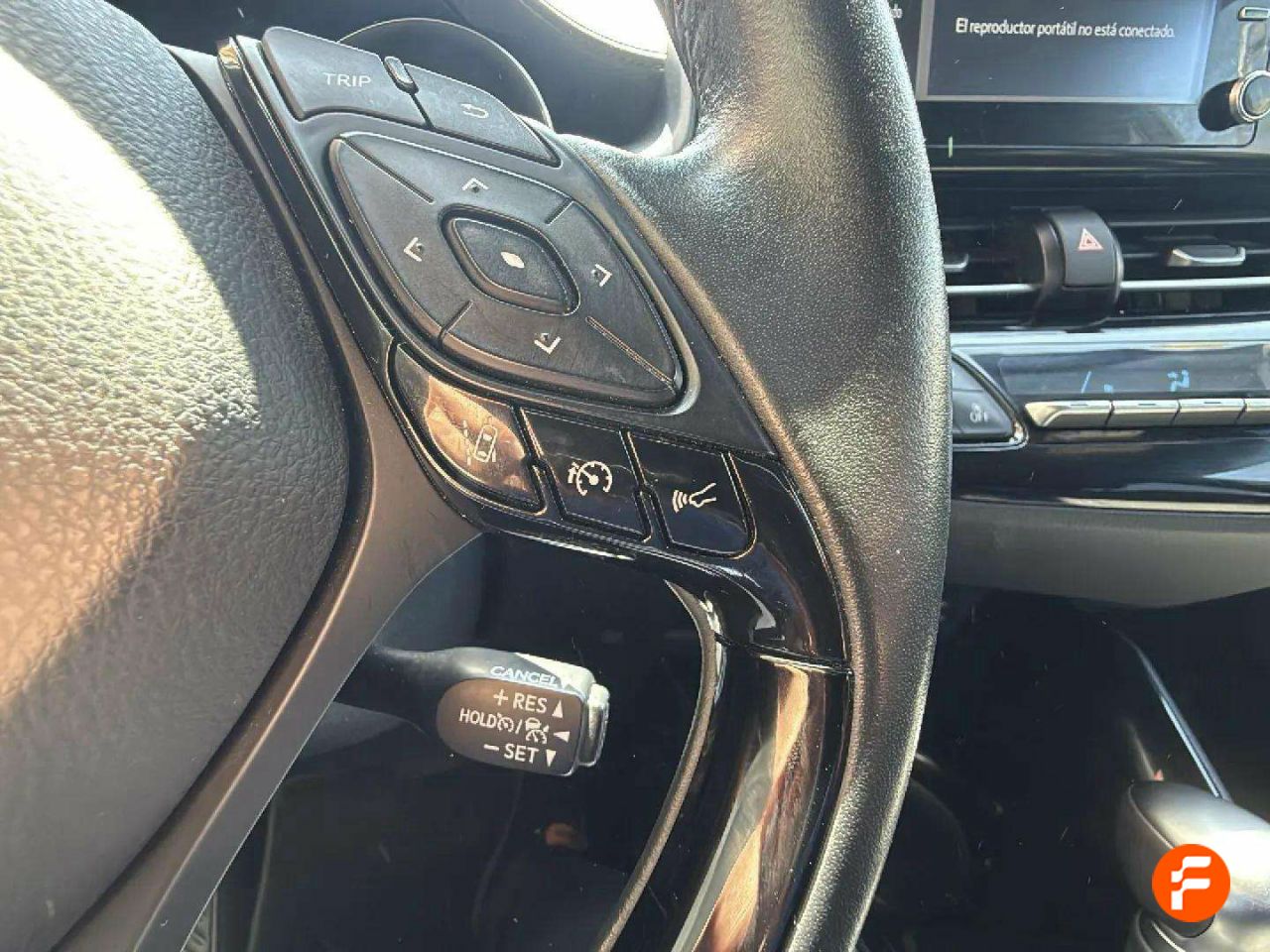 Foto Toyota C-HR 26