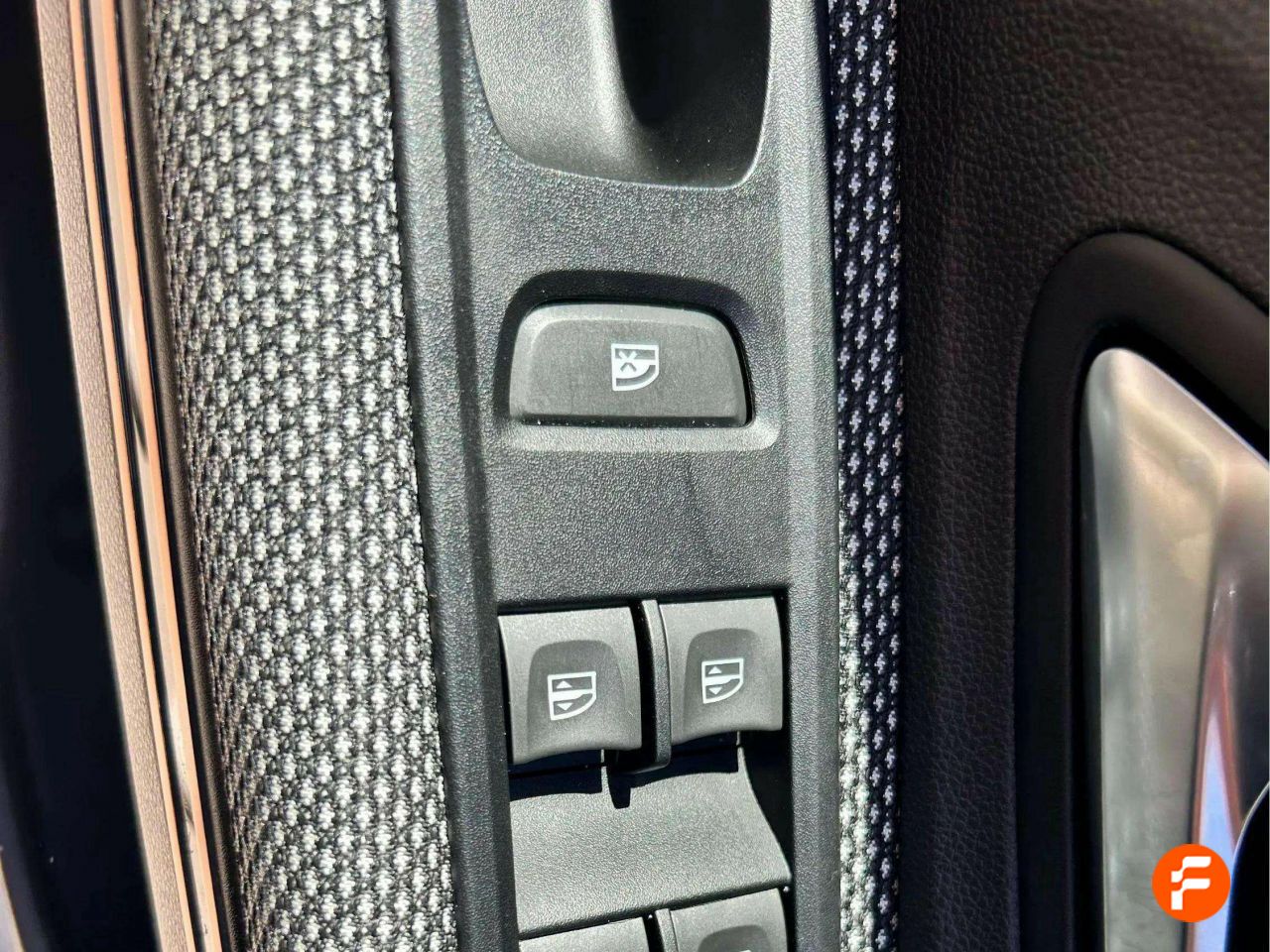 Foto Dacia Sandero 26