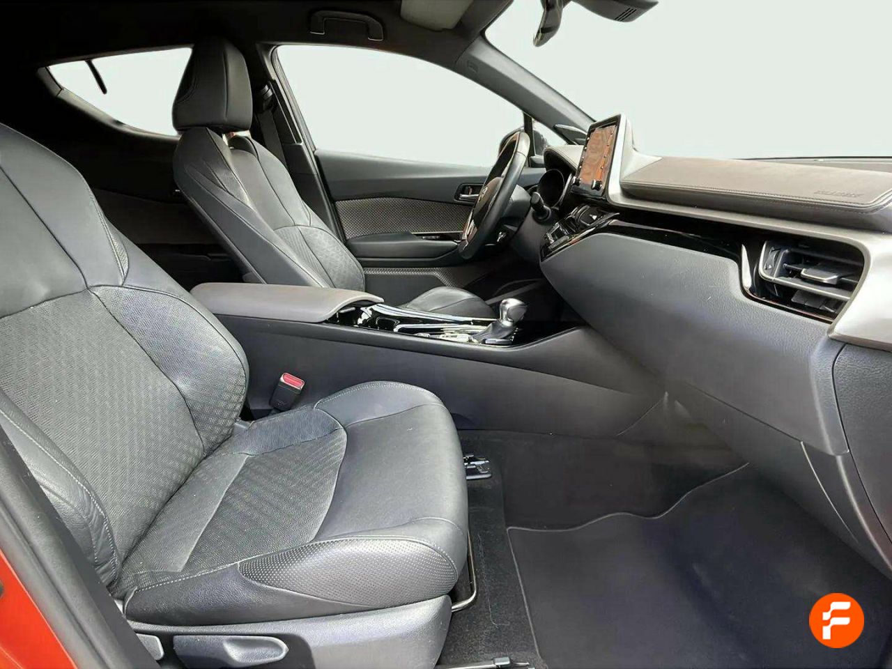 Foto Toyota C-HR 13