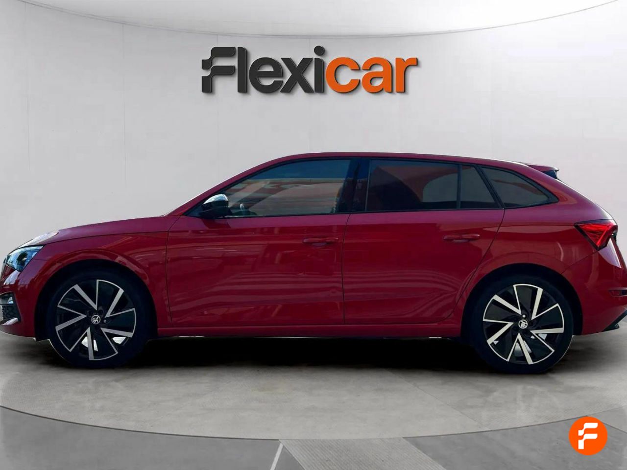 Foto Skoda Scala 4