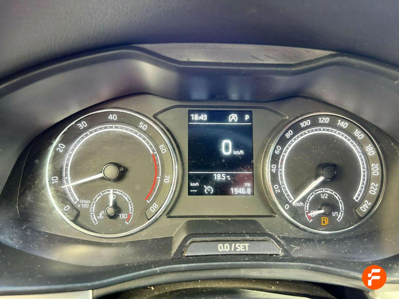 Foto Skoda Scala 12