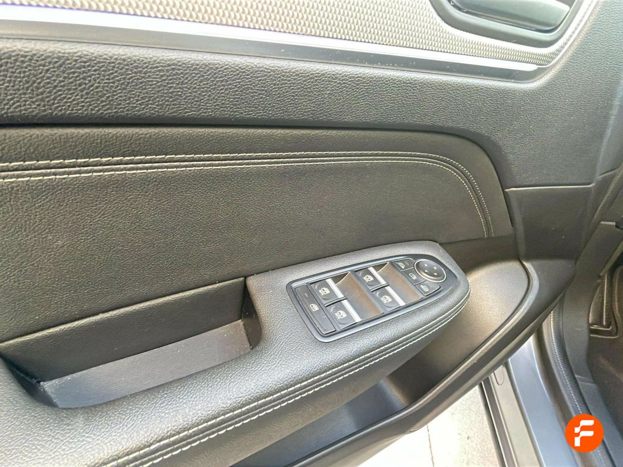 Foto Renault Arkana 19