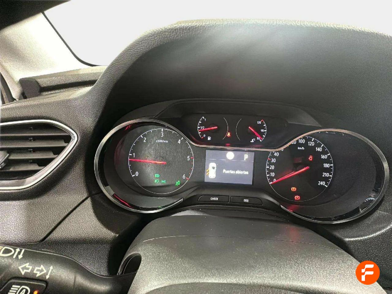 Foto Opel Grandland X 16