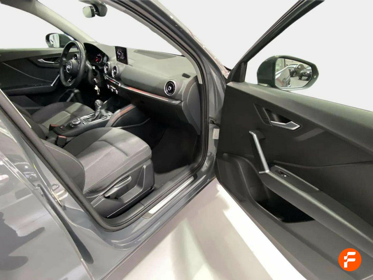 Foto Audi Q2 14