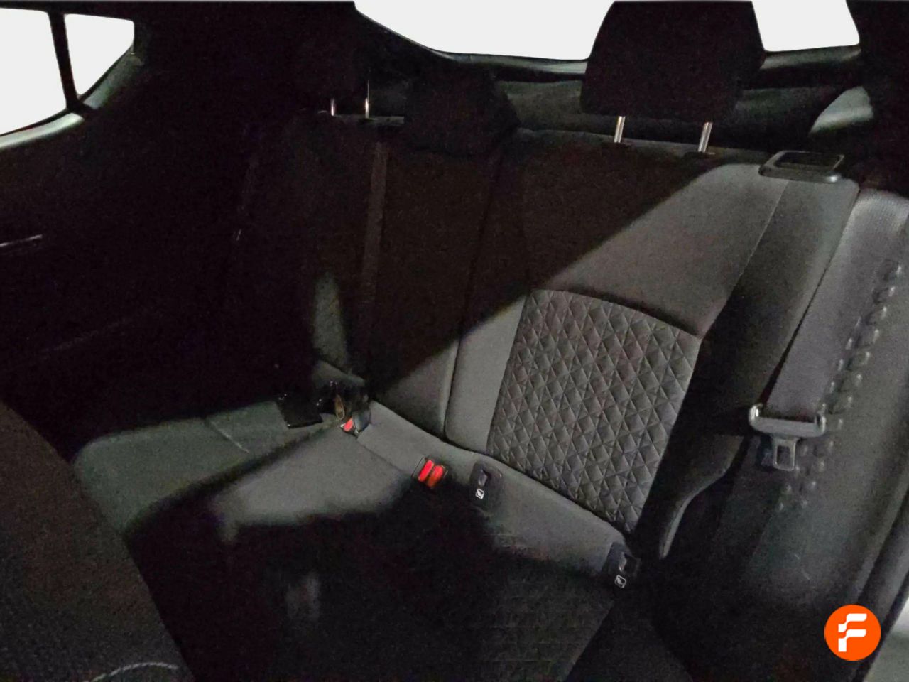 Foto Toyota C-HR 16