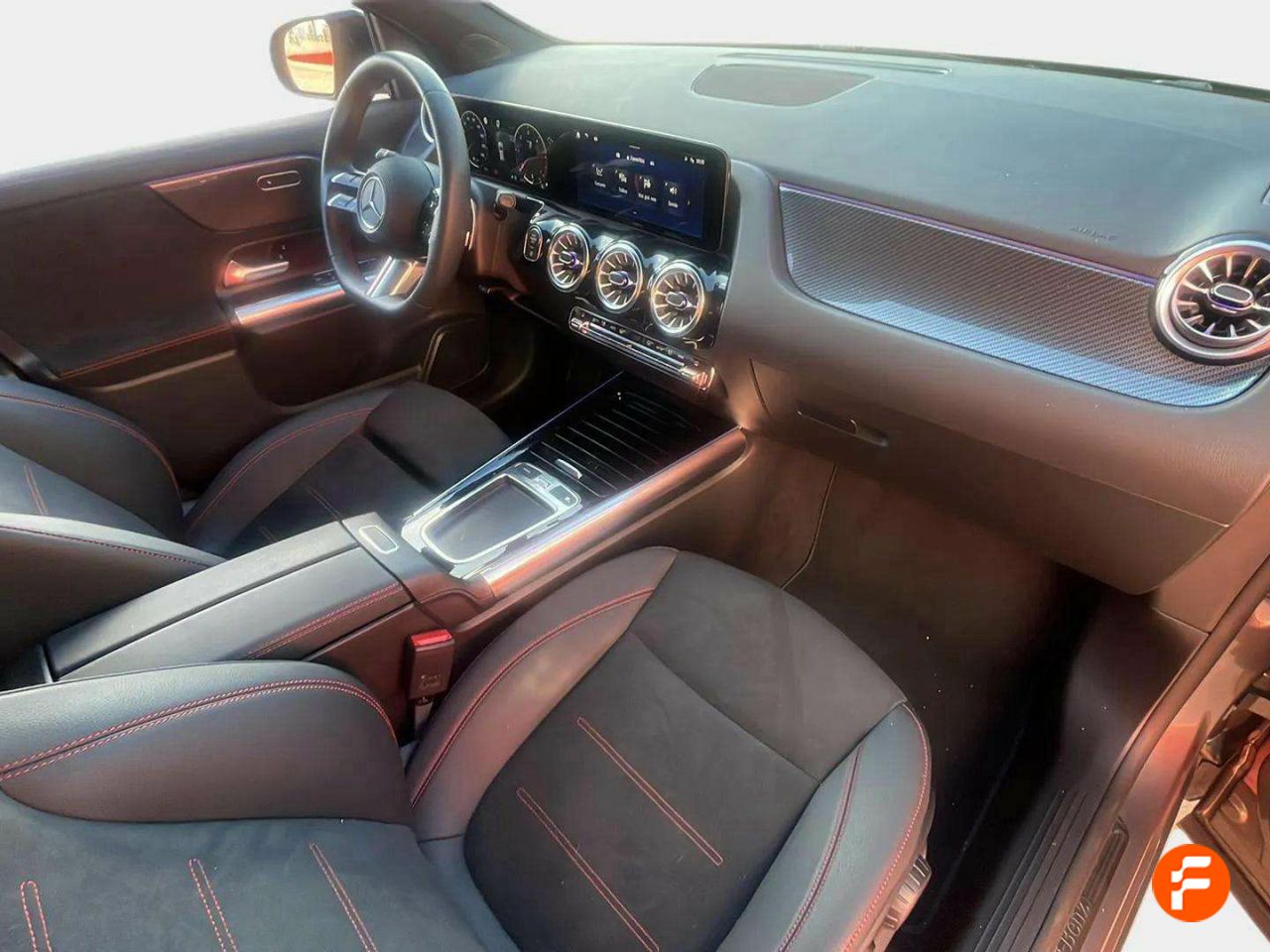 Foto Mercedes-Benz Clase GLA 11