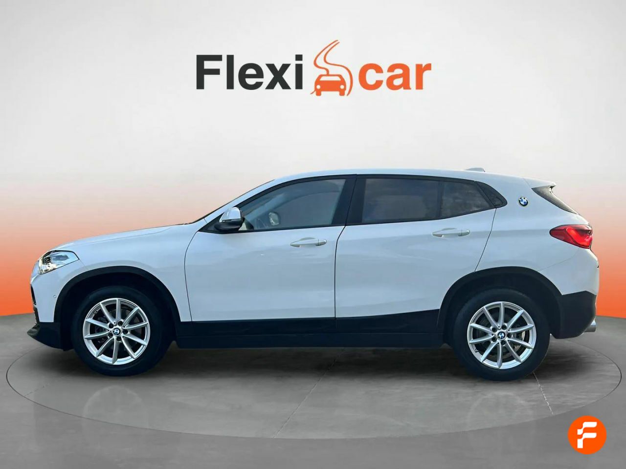 Foto BMW X2 4