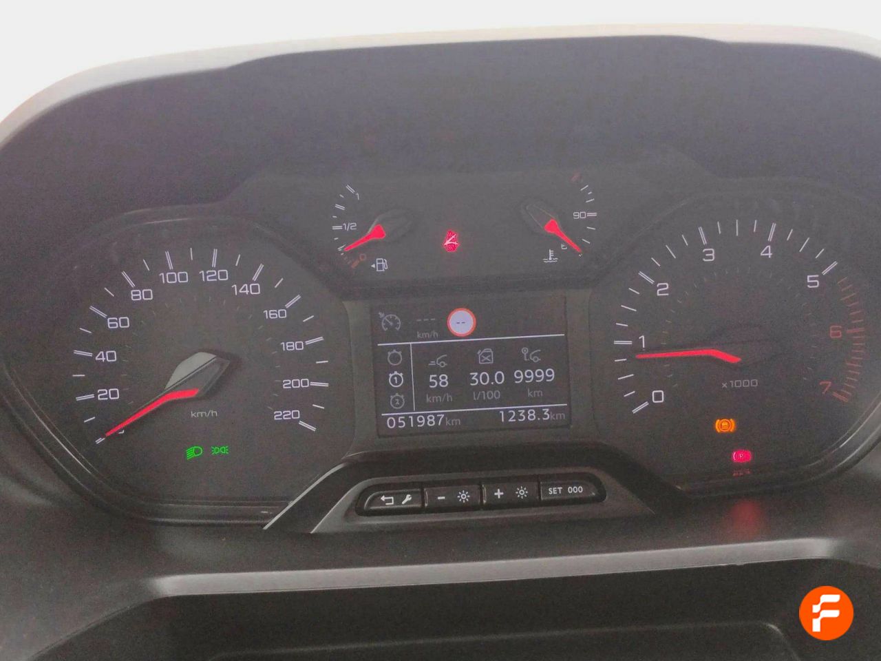 Foto Peugeot Rifter 12