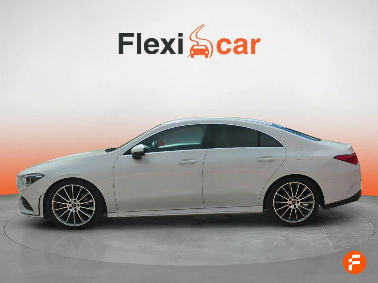Foto Mercedes-Benz Clase CLA 4
