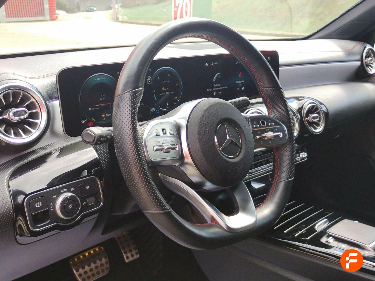 Foto Mercedes-Benz Clase CLA 10