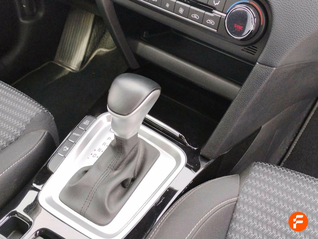 Foto Kia XCeed 21