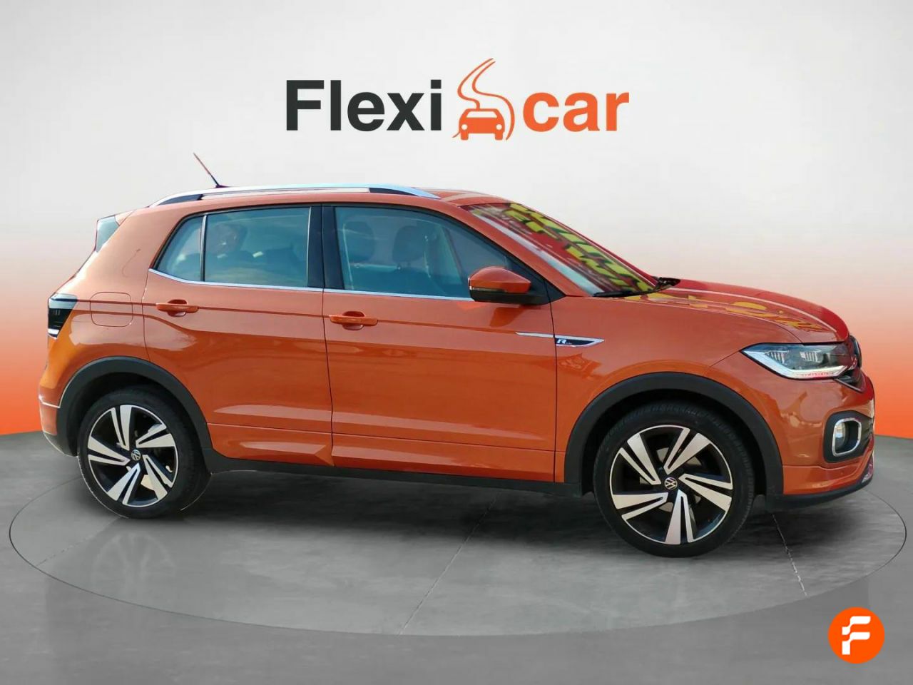 Foto Volkswagen T-Cross 13