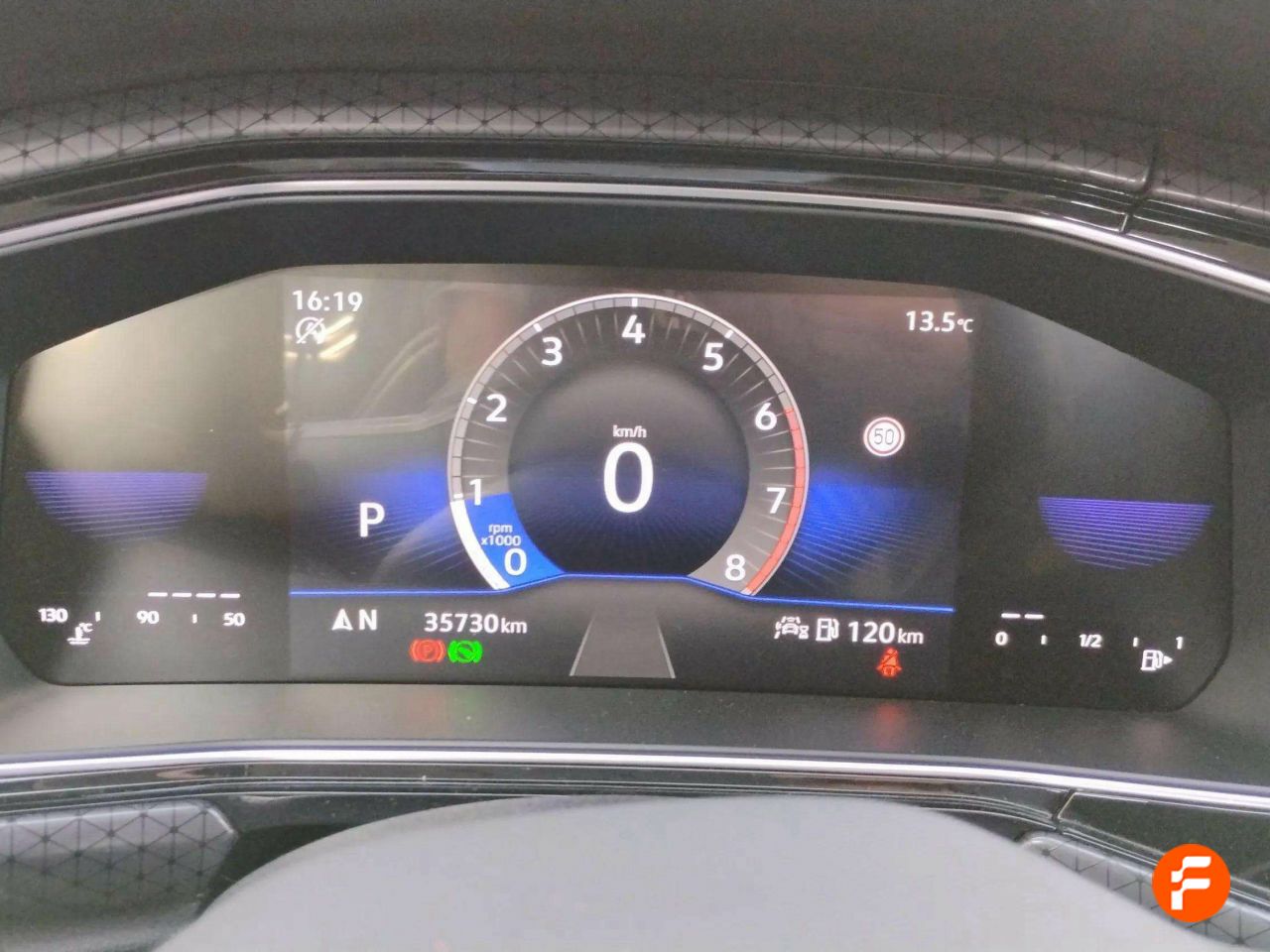 Foto Volkswagen T-Cross 18