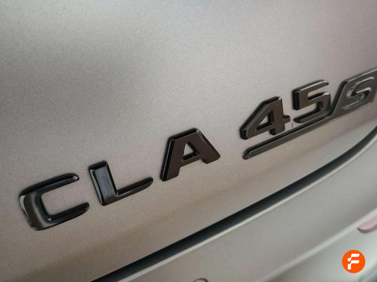 Foto Mercedes-Benz Clase CLA 8