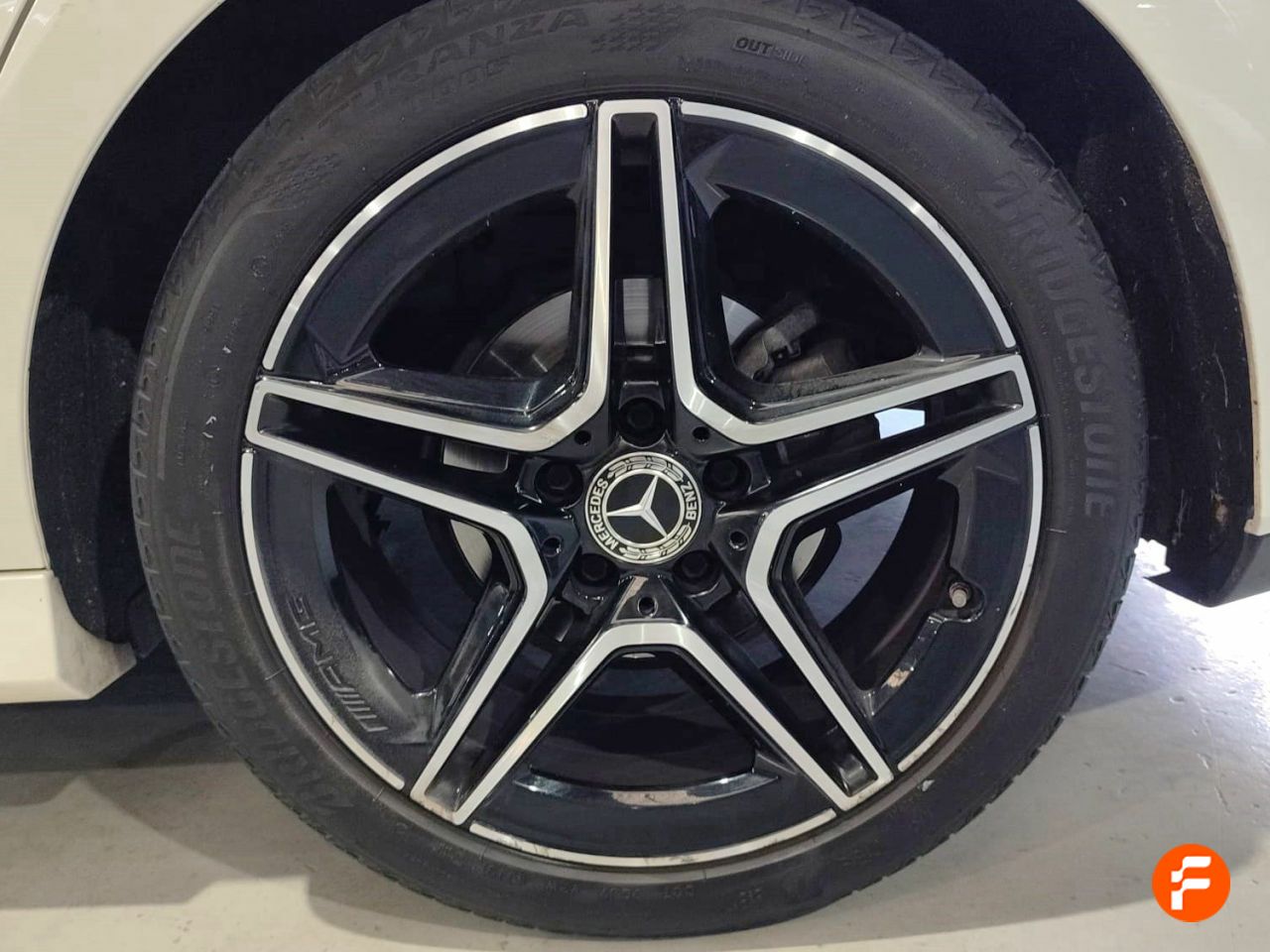 Foto Mercedes-Benz Clase CLA 21