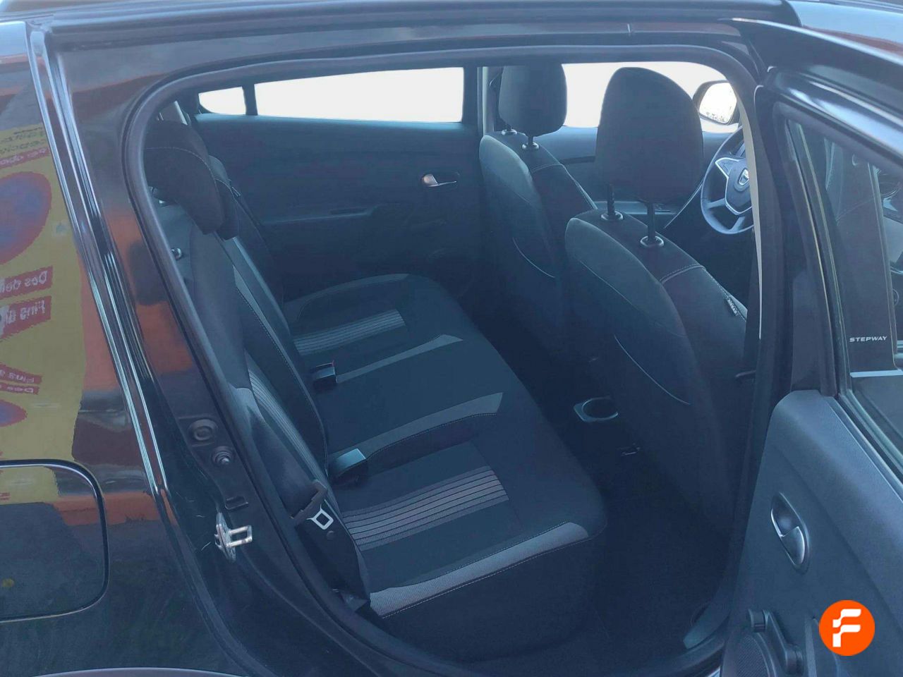 Foto Dacia Sandero 18