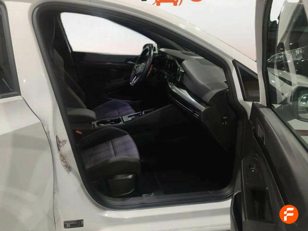 Foto Volkswagen Golf 13