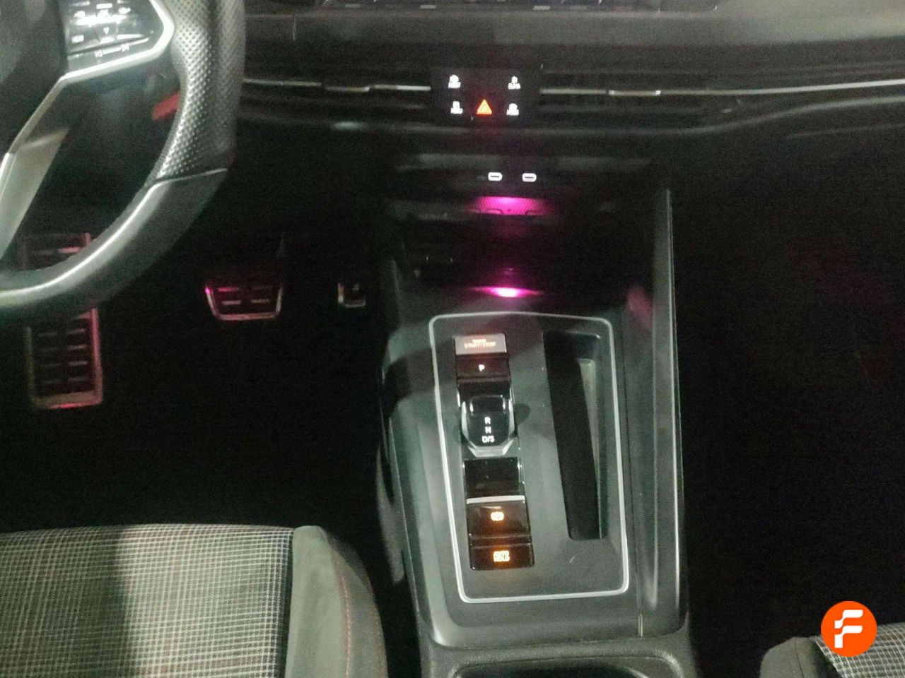 Foto Volkswagen Golf 18