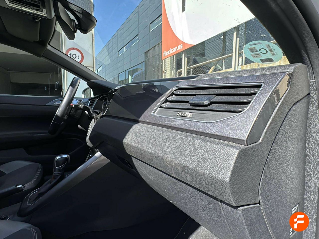 Foto Volkswagen Polo 25