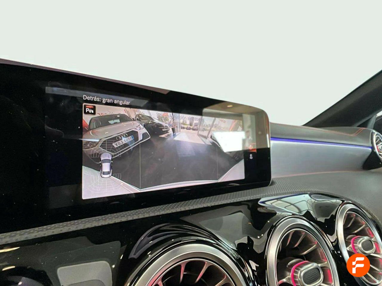 Foto Mercedes-Benz Clase CLA 26