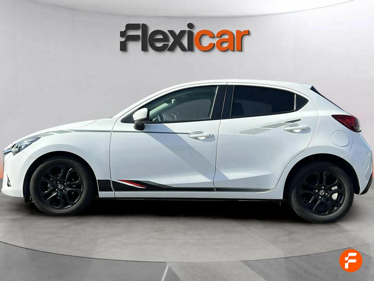 Foto Mazda Mazda2 4