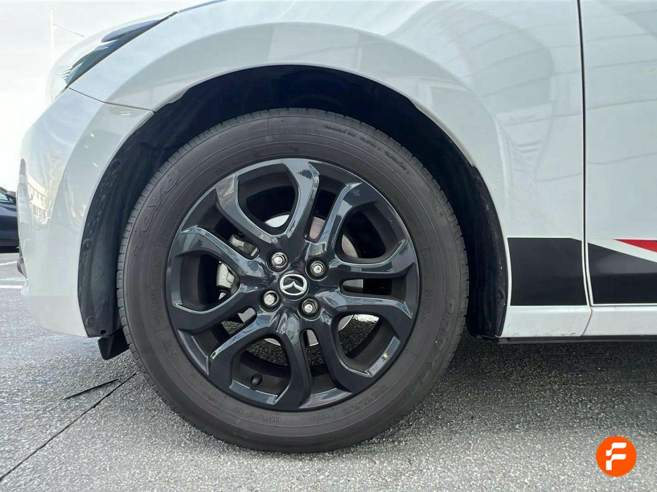 Foto Mazda Mazda2 31