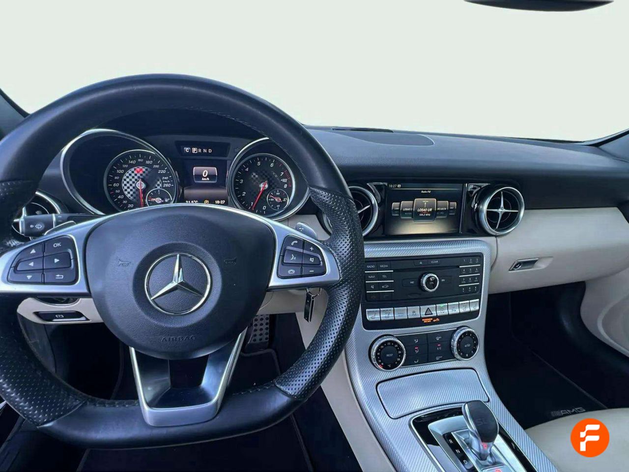 Foto Mercedes-Benz Clase SLC 12