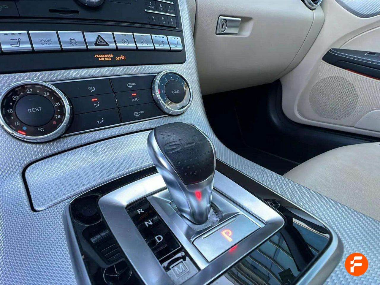 Foto Mercedes-Benz Clase SLC 19