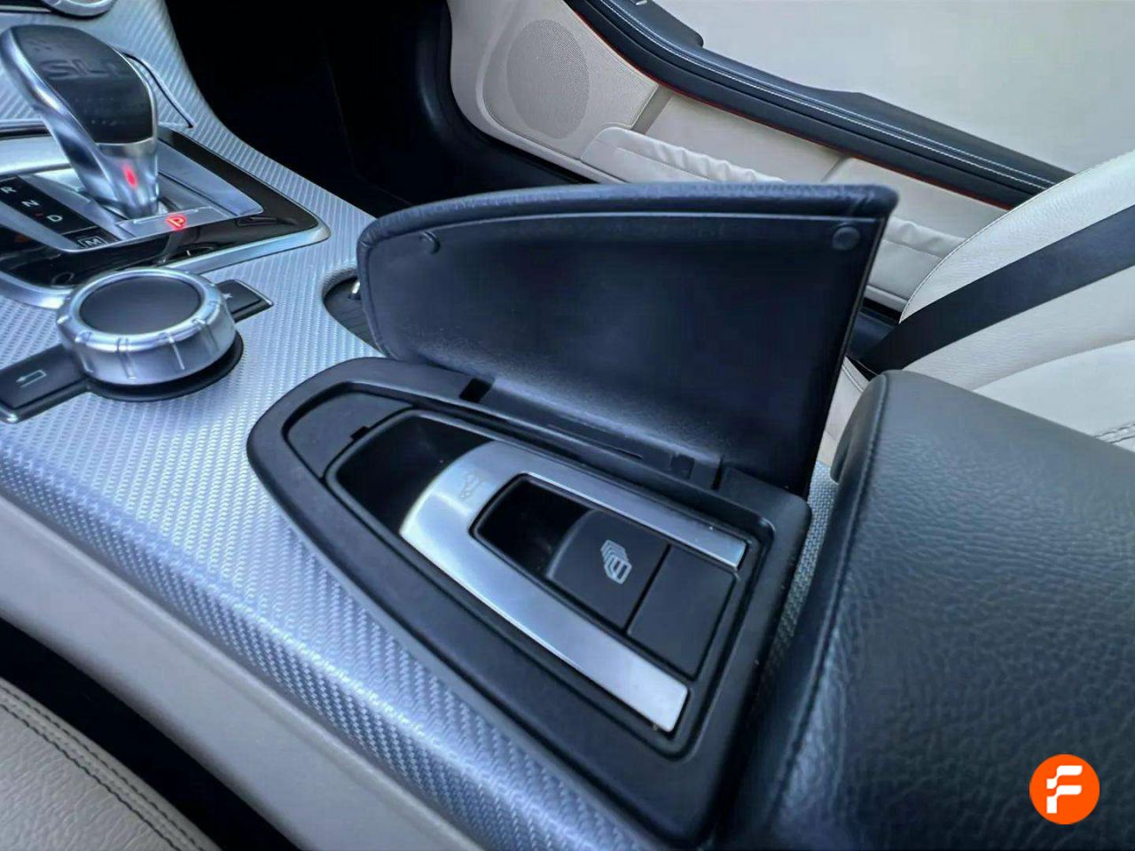 Foto Mercedes-Benz Clase SLC 21
