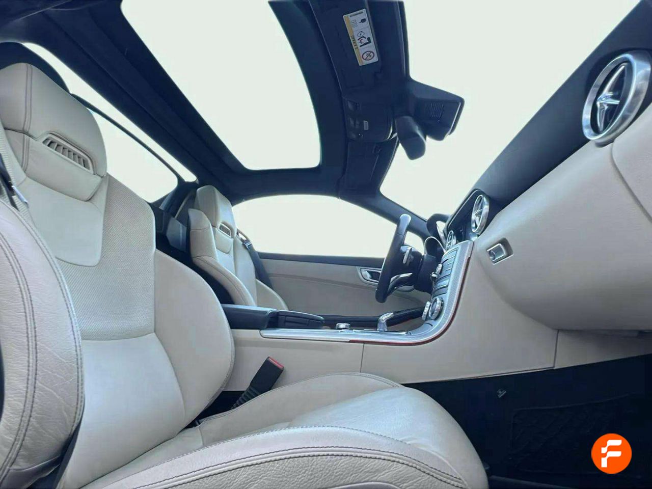 Foto Mercedes-Benz Clase SLC 22