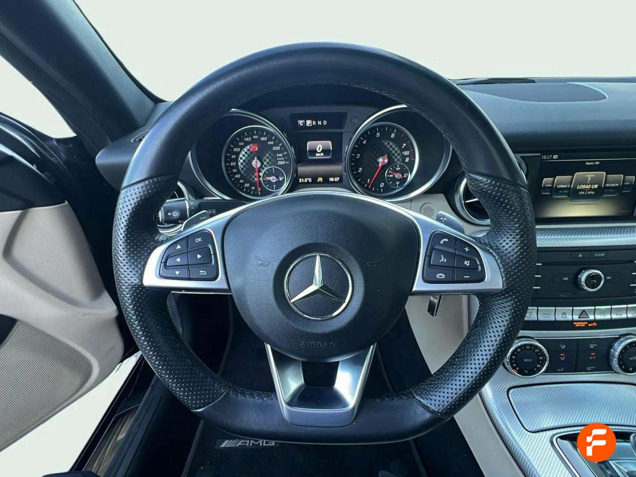 Foto Mercedes-Benz Clase SLC 23