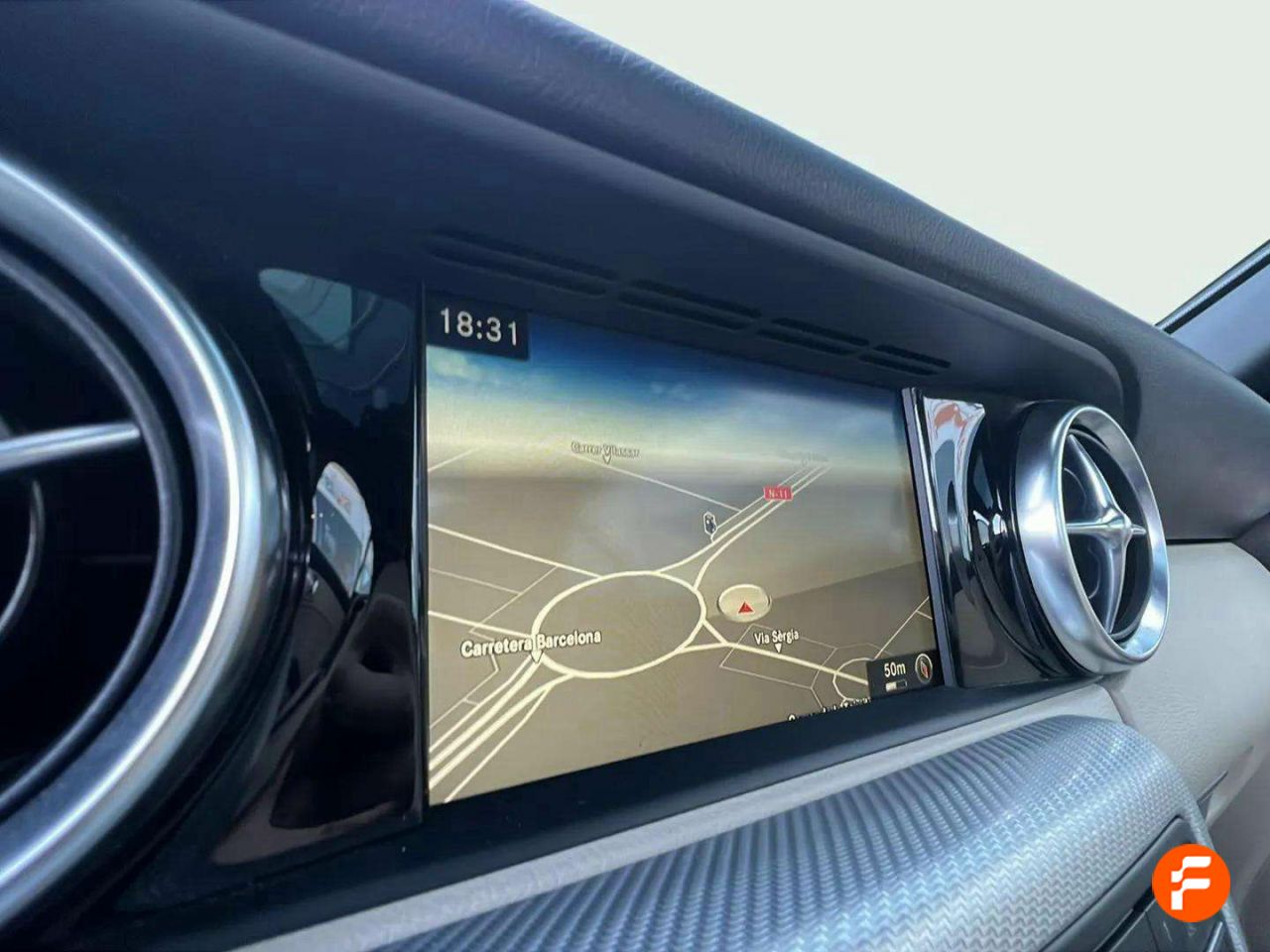 Foto Mercedes-Benz Clase SLC 24