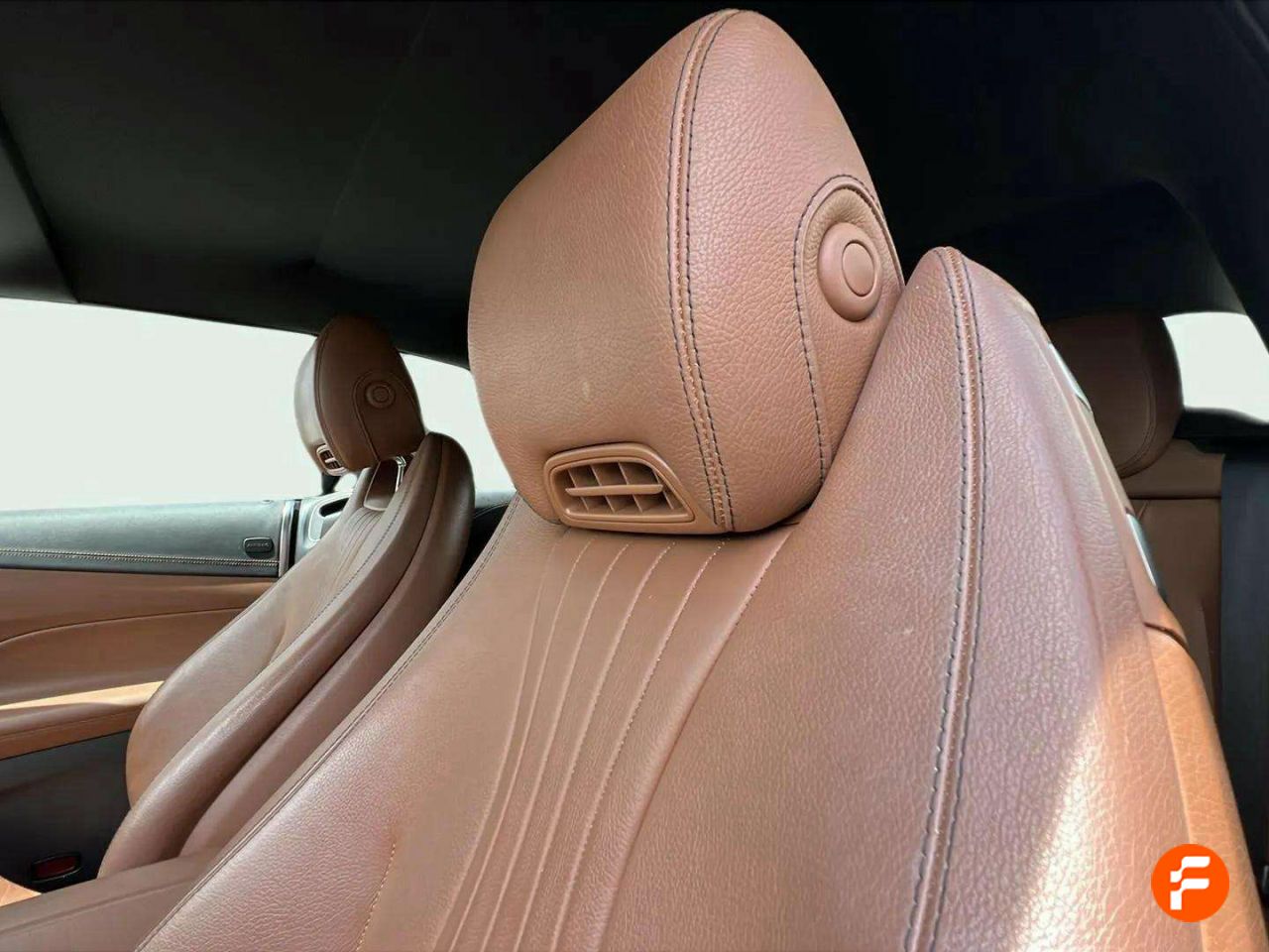 Foto Mercedes-Benz Clase E 32