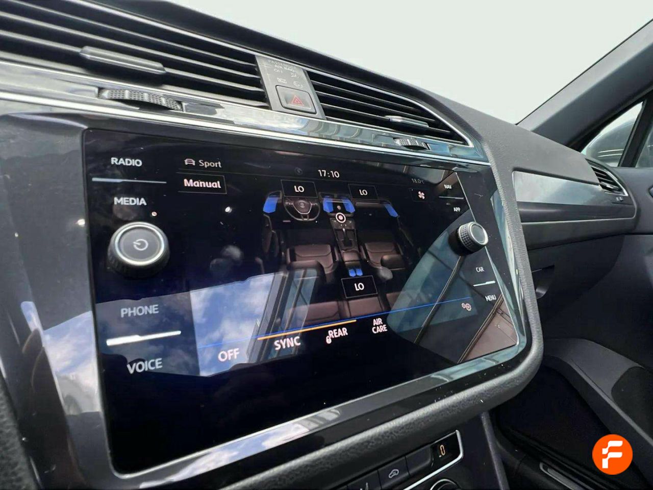 Foto Volkswagen Tiguan 24