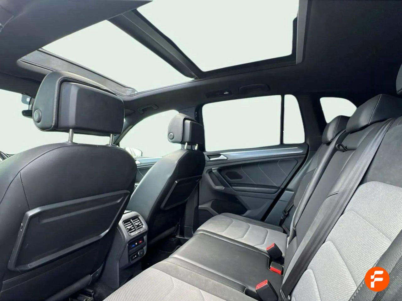 Foto Volkswagen Tiguan 31