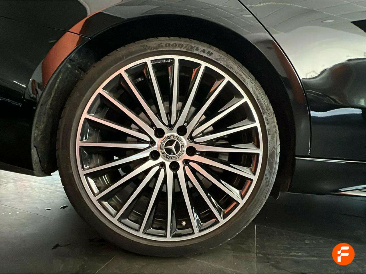 Foto Mercedes-Benz Clase C 41