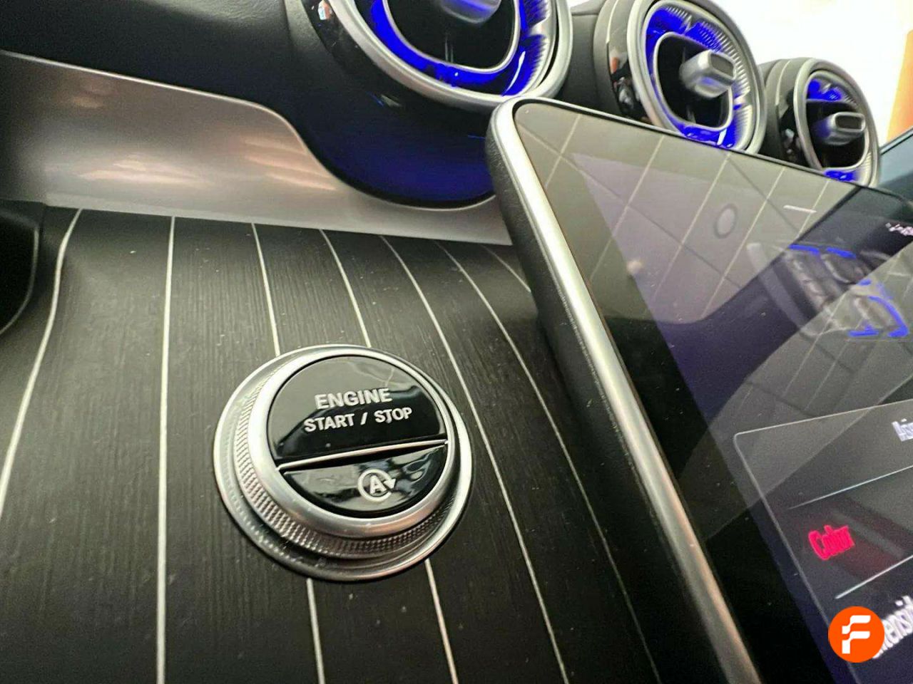 Foto Mercedes-Benz Clase C 31