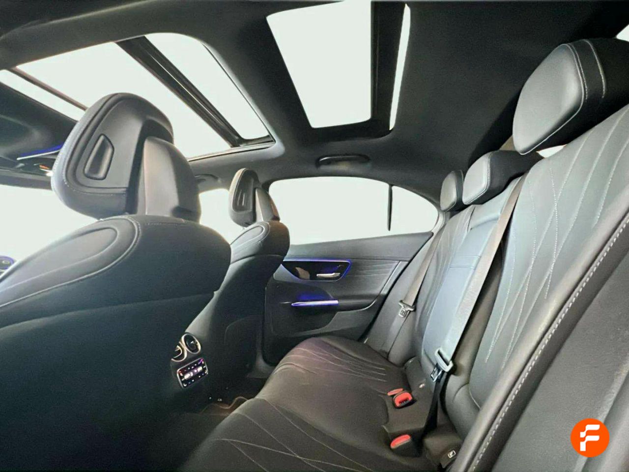Foto Mercedes-Benz Clase C 37