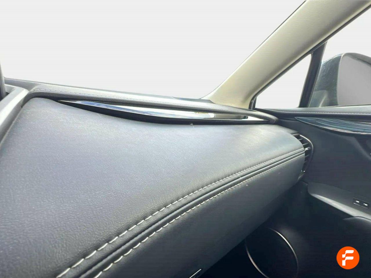 Foto Lexus NX 28