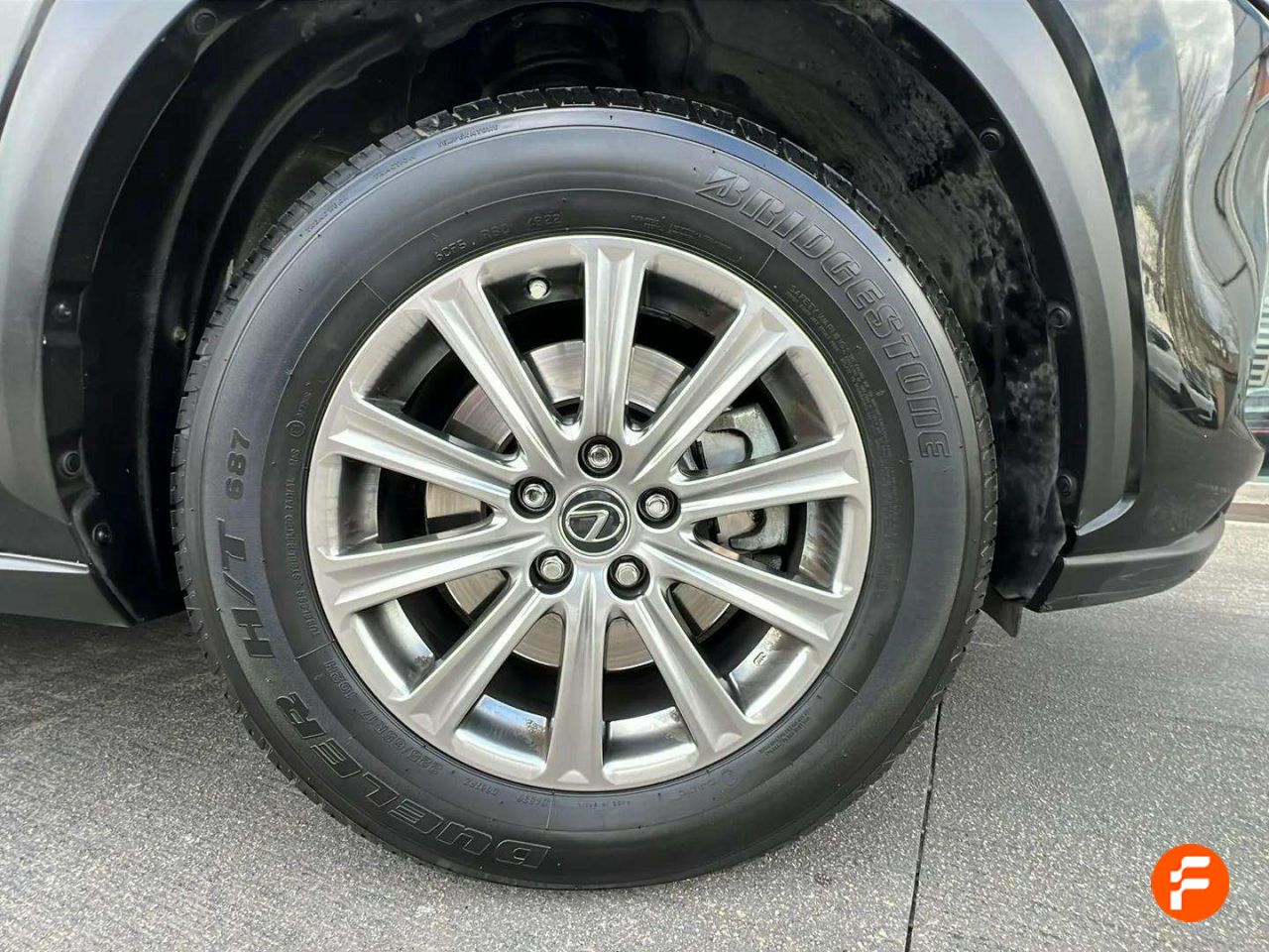 Foto Lexus NX 32