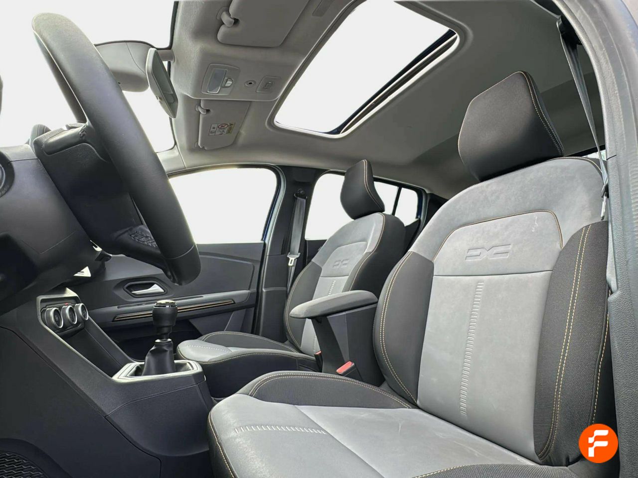 Foto Dacia Sandero 11