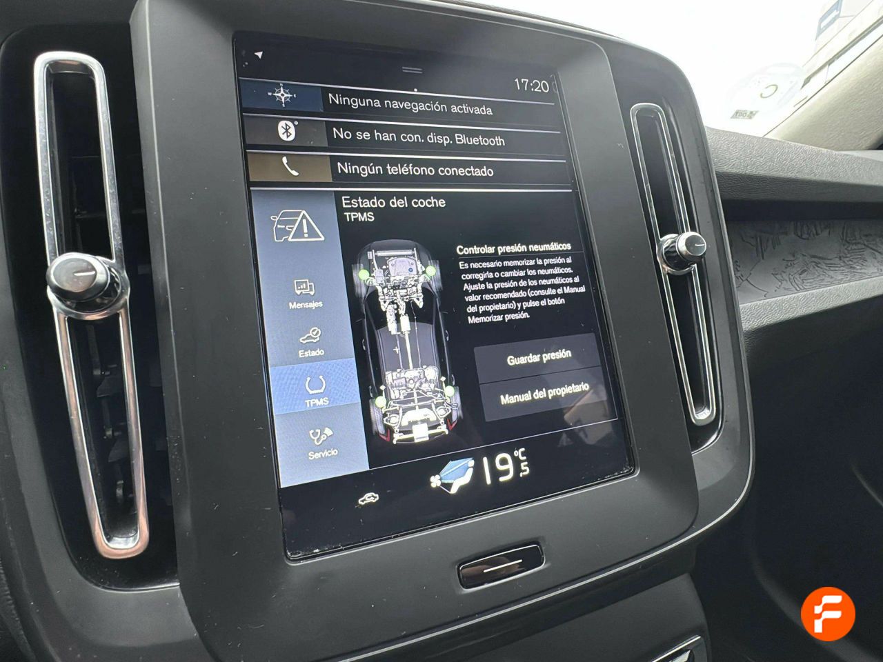 Foto Volvo XC40 13